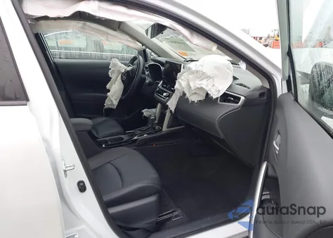 2025 Toyota Corolla Cross Xle from USA, damaged, VIN 7MUDAABG9SV125762